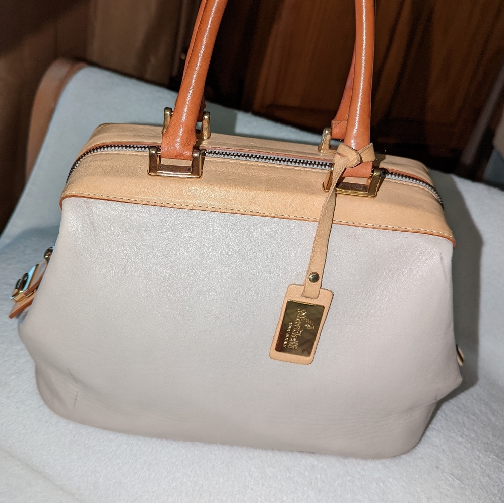 Nardelli genuine leather doctor style top handles purse.